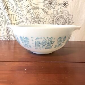 Vintage Pyrex 443 2 1/2 Quart Amish Butterprint Cinderella Bowl